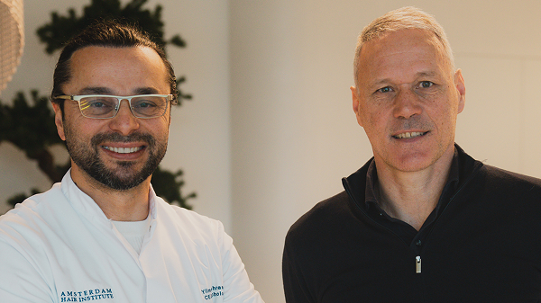 Haarverlies bij Marco van Basten vóór hersteloperatie haartransplantatie bij Amsterdam Hair Institute